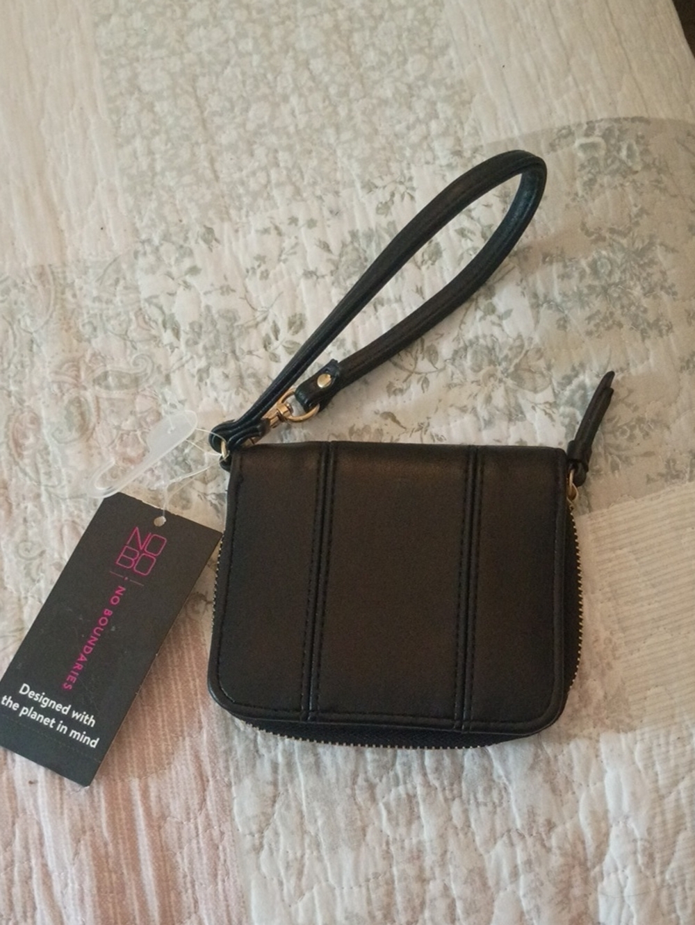 No Boundaries Black Zip Wristlet Clutch